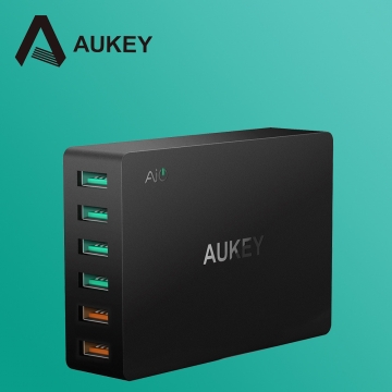 Aukey Pa T11 6孔60w Qc3 0 6孔充電器 Pchome 24h購物