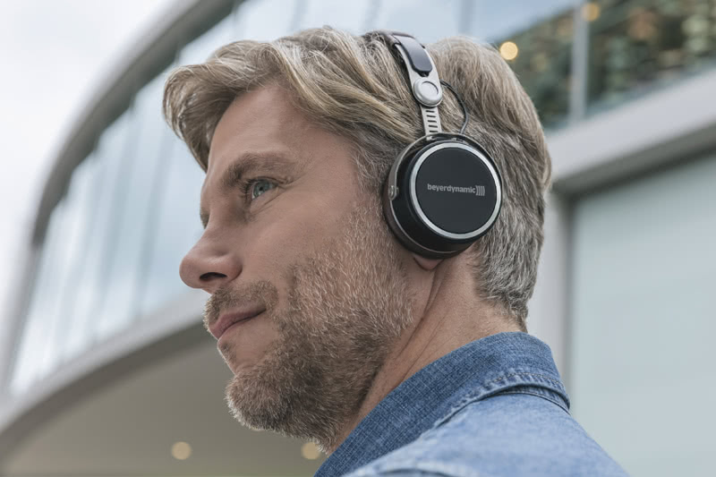 beyerdynamic aventho wireless black